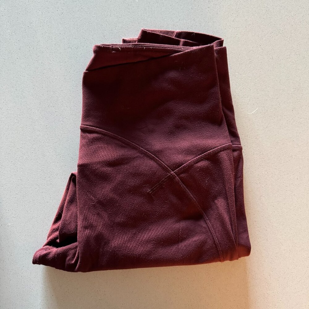 Lululemon InStill High-Rise Tight 25" - Garnet